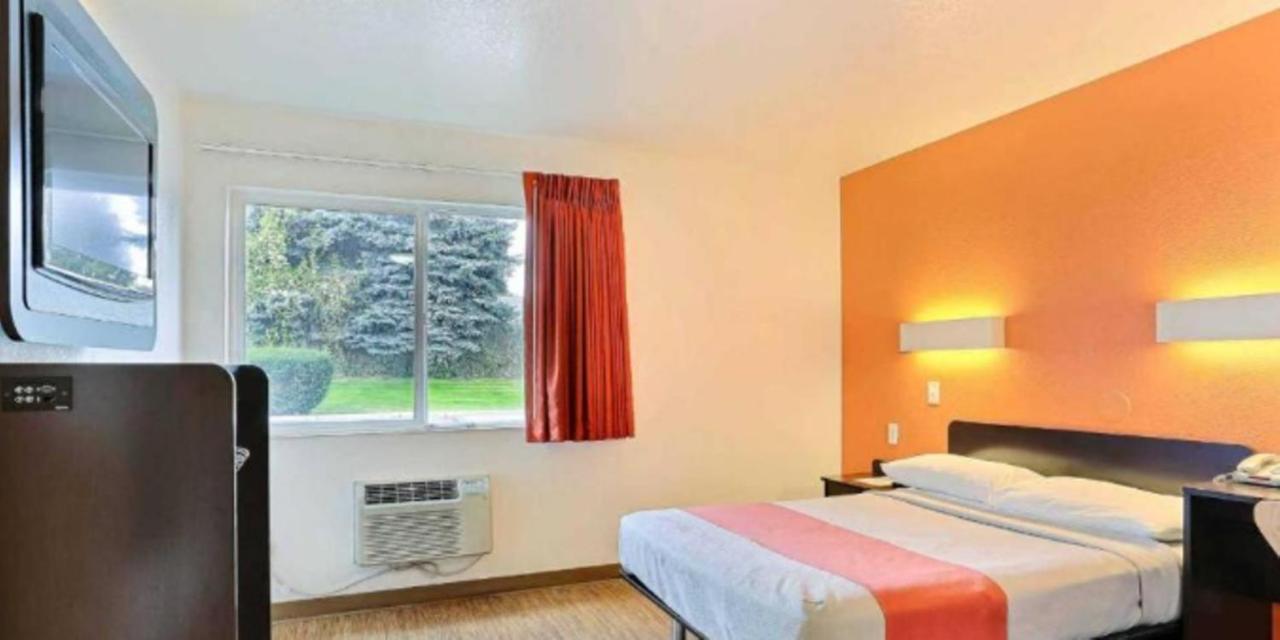 איידהו פאלס Hilltop Hotel מראה חיצוני תמונה